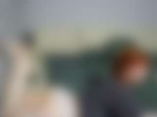 Live cam show with Stella - Dildo Or Vibrator on Milfs Live