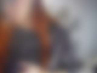 Live cam show with Stella - Athletic Brown Eyes on Camming Site