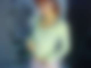 Live cam show with Stella - Erotic Dance on madthumbs