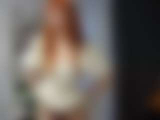 Live cam show with Stella - BBW Teen (18+) on Gym Cam Girls