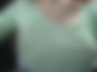 Live cam show with Stella - Cute on fuklive.com