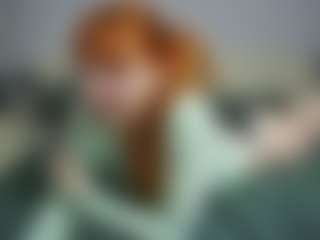 Live cam show with Stella - Natural on liverealitysex.com