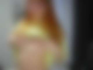 Live cam show with Stella - Brown Eyes Red Hair on liverealitysex.com