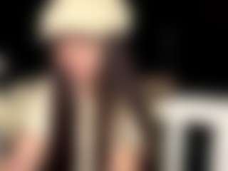 Lora's Live Sex Cam Show