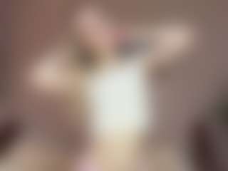 LedaFrugoli's Live Sex Cam Show