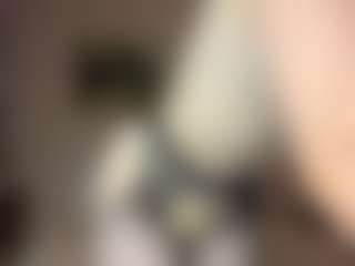 Live cam show with LedaFrugoli - Skinny on Uber Horny