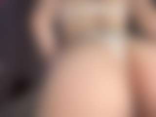 Live cam show with LedaFrugoli - Camel Toe on Camsoda