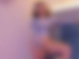 Live cam show with Daisy Flower - New Toys on SpankPalCams