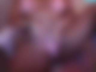 Spettacolo in cam dal vivo con Wednesday14 - Tease Big Tits su Camsoda
