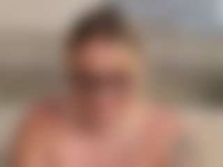 AmandaRise's Live Sex Cam Show