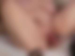 Live cam show with AmandaRise - New Big Tits on Fling VIP Chat