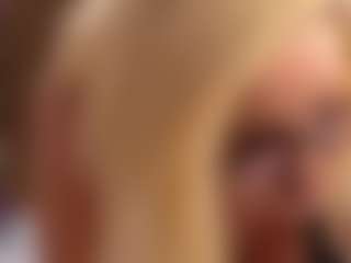 Live cam show with AmandaRise - Fuck Machine on CamwithHer