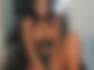 Live cam show with andreequeenn - Butt Plug on TeamSkeetLive