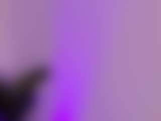 Live cam show with Aveenaquinn - Blonde Hair Teen (18+) on TeamSkeetLive