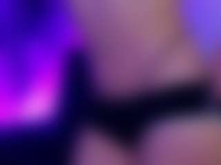 Aveenaquinn's Live Sex Cam Show