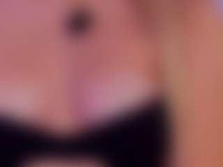 Aveenaquinn's Live Sex Cam Show