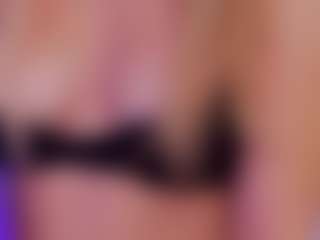 Aveenaquinn's Live Sex Cam Show