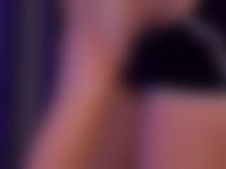 Aveenaquinn's Live Sex Cam Show