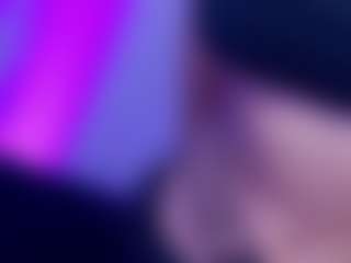Live cam show with Aveenaquinn - Athletic on camwithhim.com