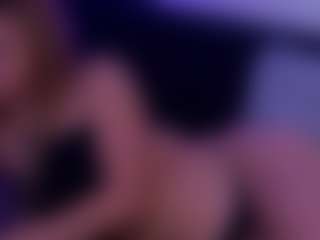 Live cam show with Aveenaquinn - Blonde Hair on Nude Live Now