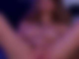 Aveenaquinn's Live Sex Cam Show
