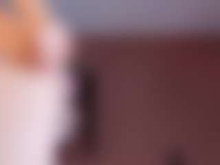 Live cam show with BunnyVicee - Gagging on alttransgirls