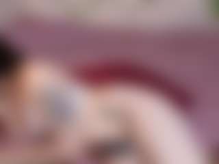 Live cam show with BunnyVicee - Gagging on instabang