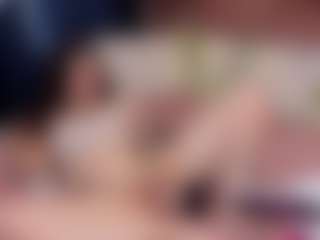 Live cam show with BunnyVicee - Average on CamClone