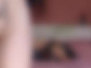Live cam show with BunnyVicee - Gagging on TeamSkeetLive