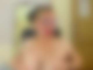 carolagomezz's Live Sex Cam Show