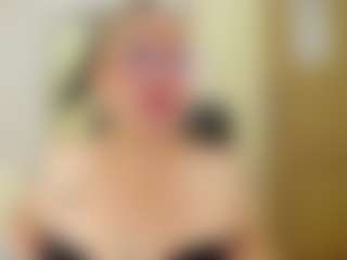 carolagomezz's Live Sex Cam Show