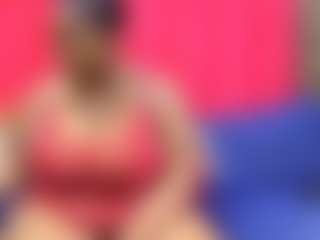 Curvyamara-250's Live Sex Cam Show