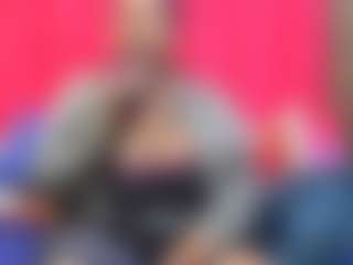 Curvyamara-250's Live Sex Cam Show
