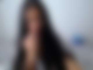 Live cam show with dulceeBag - Striptease MILF on UwU Esports