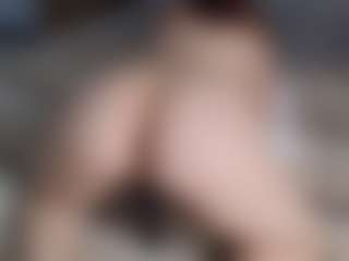 Show in cam erotica live di JannetFox