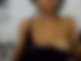 Live cam show with jess-litlee - Smoking on Camsoda