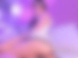 Live cam show with KeylaaDoll - White on Uber Horny | colombia