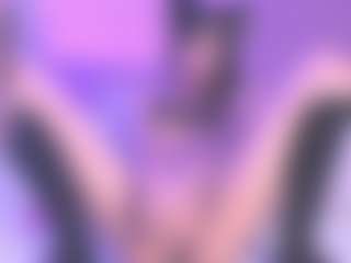 Live cam show with KeylaaDoll - Athletic on Streamer API