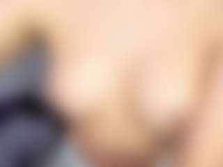 Live cam show with khattia - Skinny on livesuperchat.net