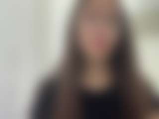 Live cam show with LeontinePedroso - Athletic Brown Eyes on SinfulBabes