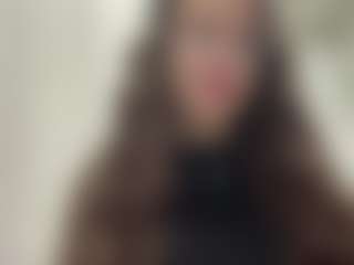 Live cam show with LeontinePedroso - Spank on Camming Site