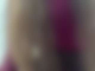 Live cam show with LeontinePedroso - Athletic College on Camsoda