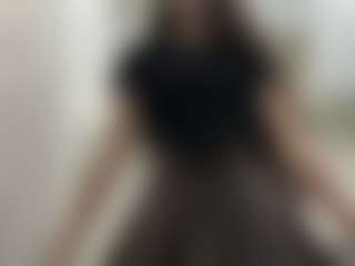 Live cam show with LeontinePedroso - Brown Hair on Camming Site