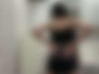 Live cam show with LeontinePedroso - Oil on x69.live