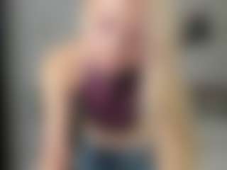 Live cam show with LiaSweet1 - New Teen (18+) on SpankPalCams