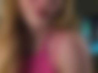 Live cam show with LupePasceri - New Teen (18+) on Gym Cam Girls