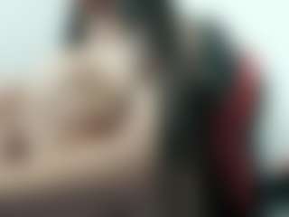 Mia's Live Sex Cam Show