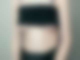Mia's Live Sex Cam Show
