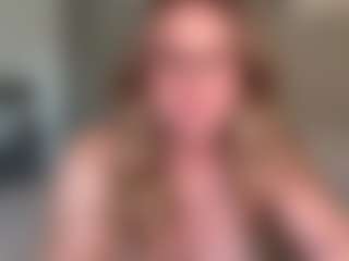 Live cam show with Miss Bailey - Blue Eyes on Uber Horny