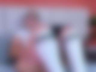 Live cam show with noa-valmont - Colombia on makecum.org